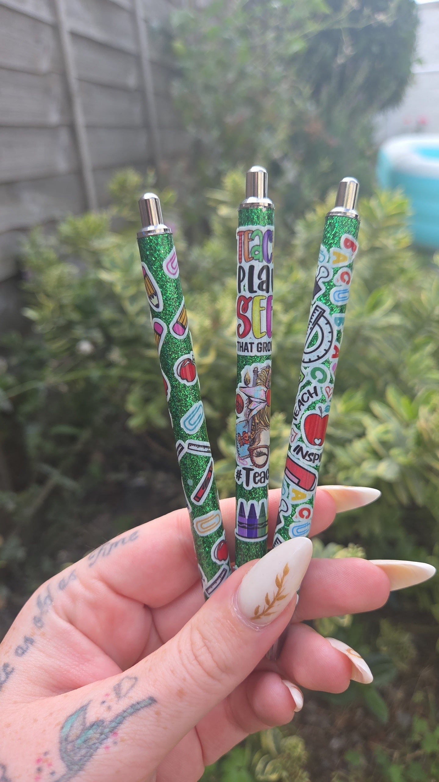 🍎 Teacher Gifts 🍎 Pens, Badge Reels & Tumbler Keychains