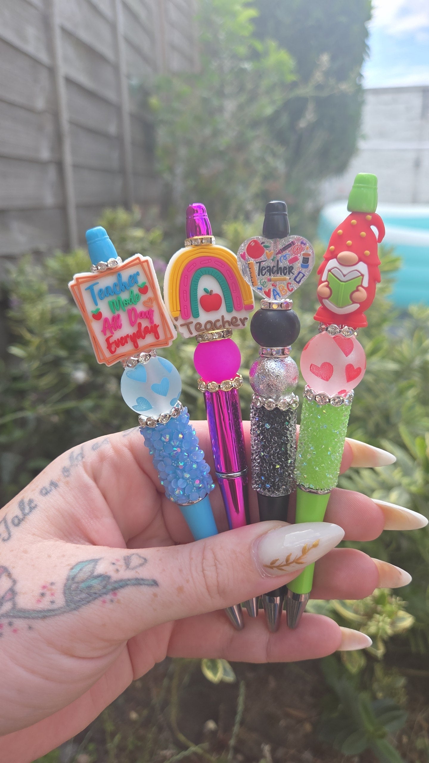 🍎 Teacher Gifts 🍎 Pens, Badge Reels & Tumbler Keychains